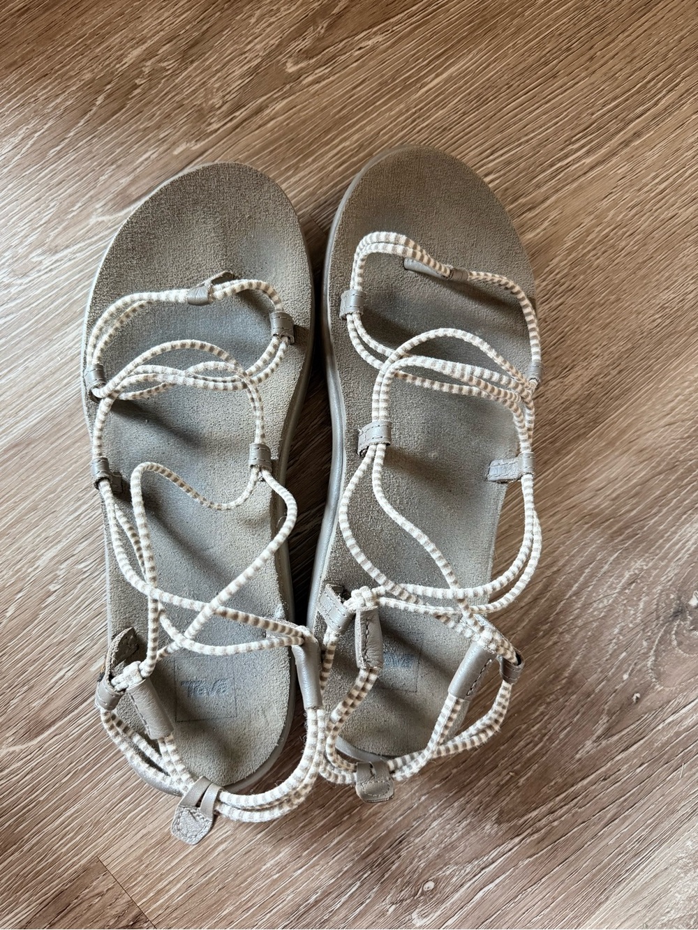Teva Voya Infinity Stripe Sandals Women’s - Picture 3 of 7
